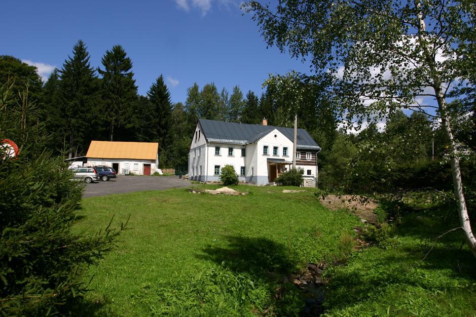 Jeleni Chata Skladanka Lučany nad Nisou Exterior foto